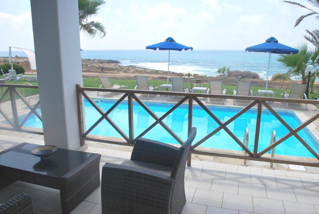 Sea Front Villa, Heated Private Pool, Amazing Location Paphos 323 คีสซอนเนกา ภายนอก รูปภาพ