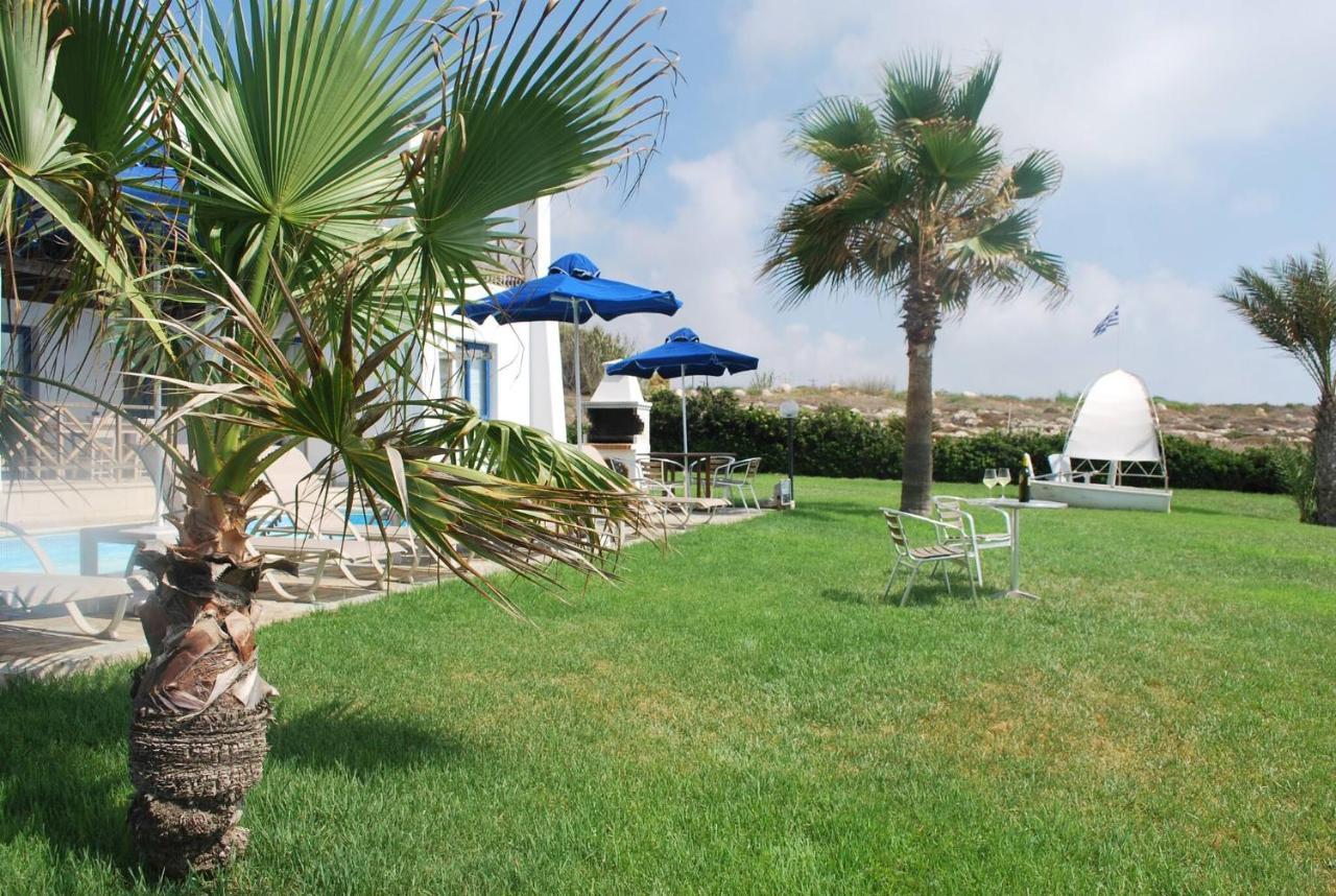 Sea Front Villa, Heated Private Pool, Amazing Location Paphos 323 คีสซอนเนกา ภายนอก รูปภาพ