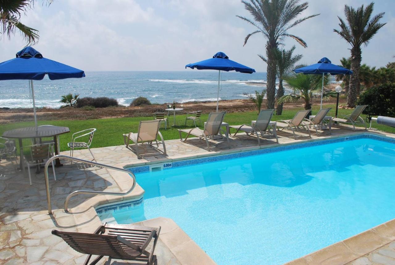 Sea Front Villa, Heated Private Pool, Amazing Location Paphos 323 คีสซอนเนกา ภายนอก รูปภาพ
