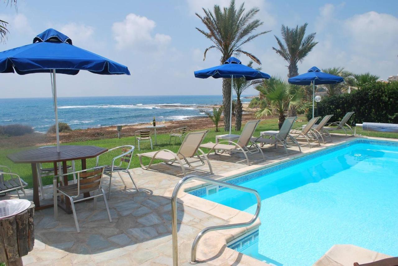 Sea Front Villa, Heated Private Pool, Amazing Location Paphos 323 คีสซอนเนกา ภายนอก รูปภาพ
